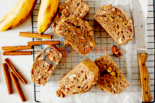 Koolhydraatarme en Suikervrije Bananenbrood (Recept met Amandelmeel)