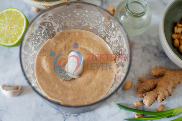 KHA-Satésaus-(4)-copy koolhydraatarme satésaus recept