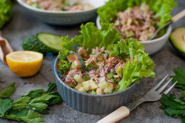 KHA-Salade-met-Tonijn-(10)-copy Gezonde Koolhydraatarme Salade Met Tonijn uit Blik (Lekker Recept)